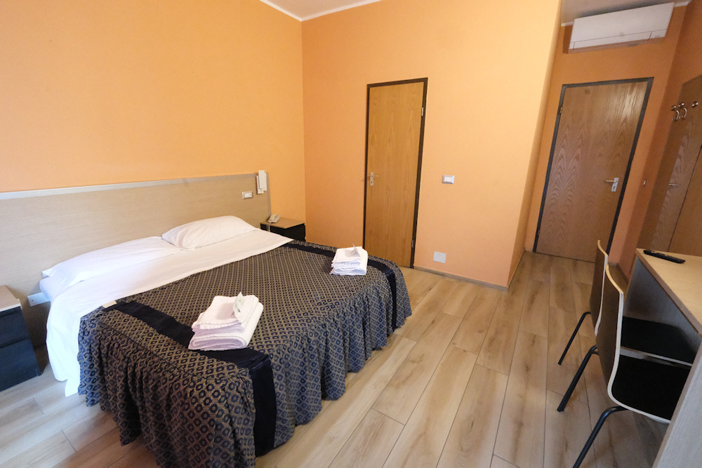 Hotel Lugano Milan detail